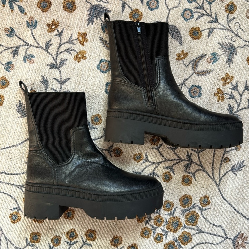Zodiac | Roxie black platform block heel boots size 6.5